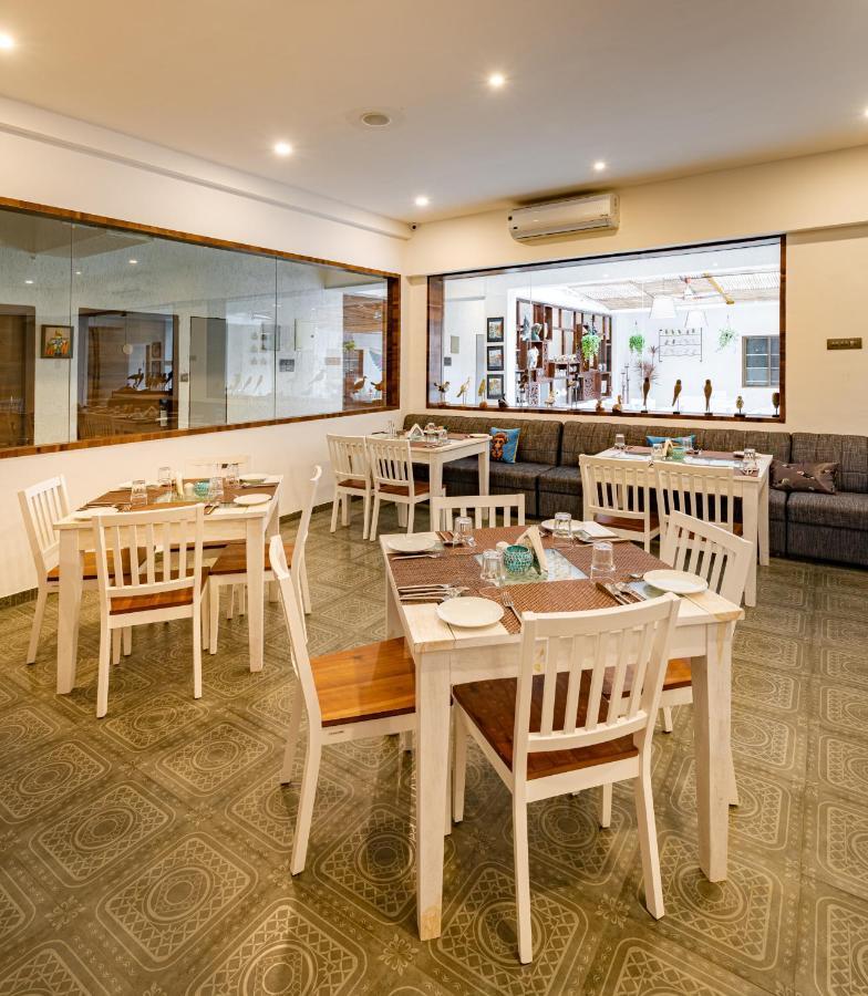 The Bark - An Art Resort 로나발라 외부 사진